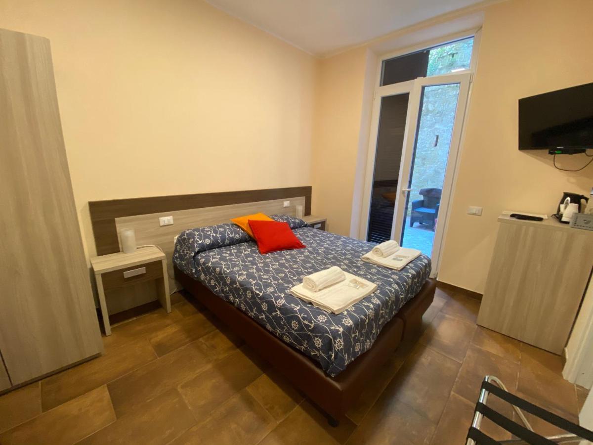 Good Night Moon Hotel La Spezia Luaran gambar