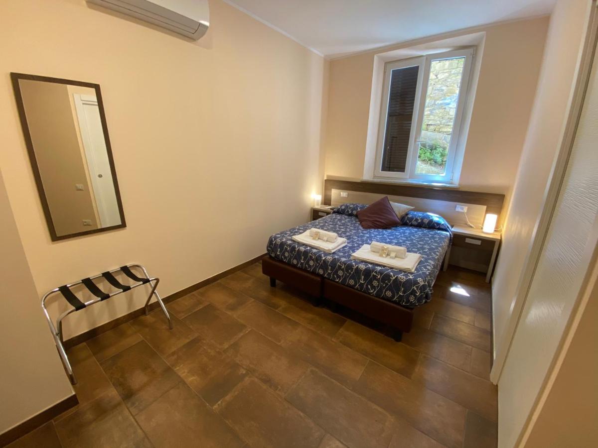 Good Night Moon Hotel La Spezia Luaran gambar