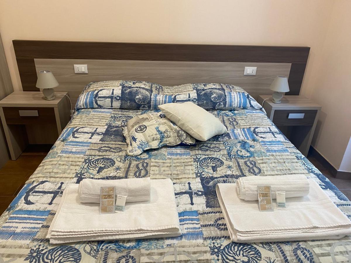 Good Night Moon Hotel La Spezia Luaran gambar